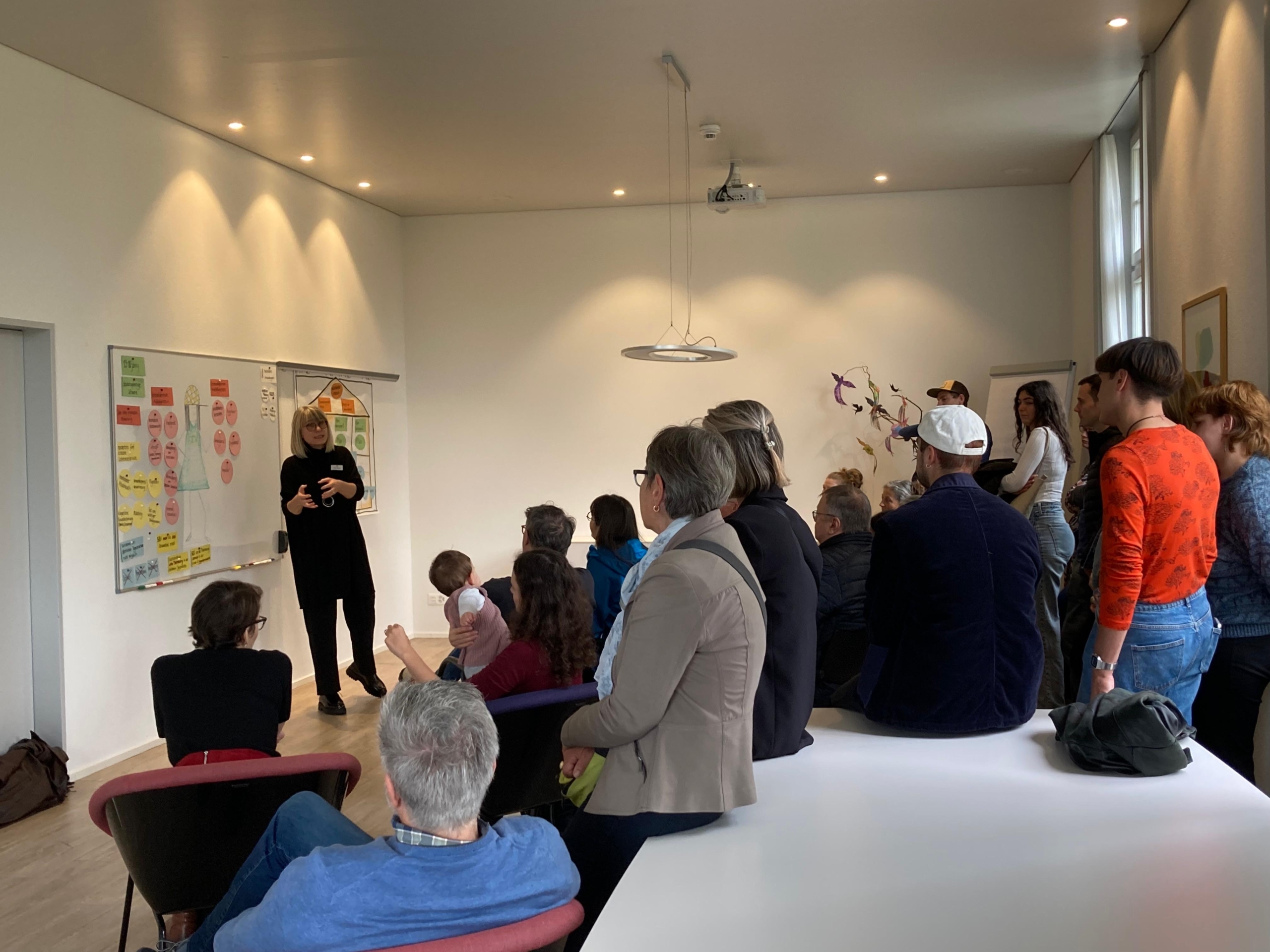 Fu╠êhrung Herbstausstellung